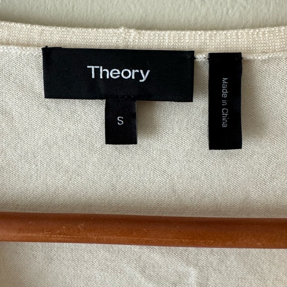 Theory merino wool blend size S - petite - Picture 2 of 6